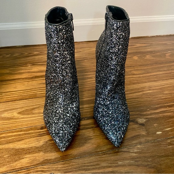 Nine West Tennon Silver Multi Glitter Booties 6.5 - Picture 2 of 9